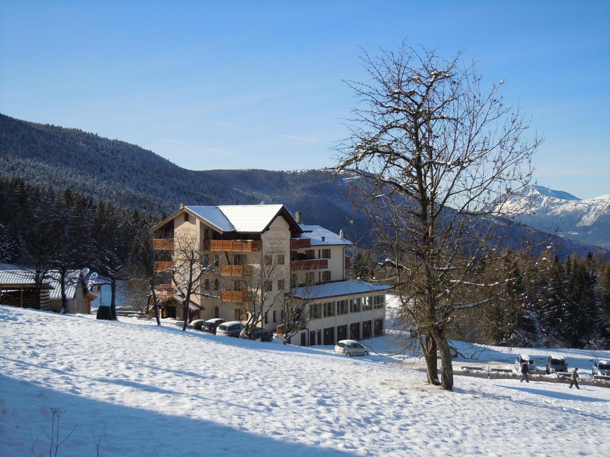 Hotel Seggiovia Folgaria Exterior photo